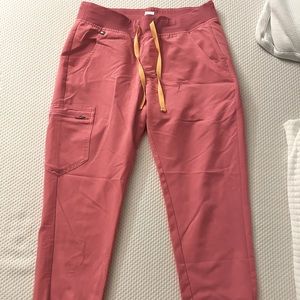 FIGS jogger bottoms in Neon pink size Small